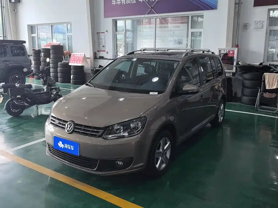 Volkswagen Touran 2016