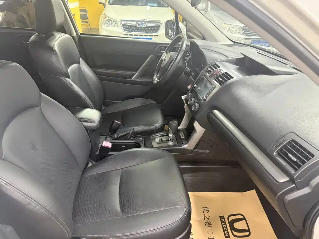 Subaru Forester 2013 — фото 11