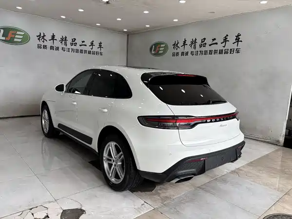 Porsche Macan 2022