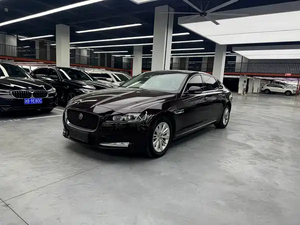Jaguar XFL 2019