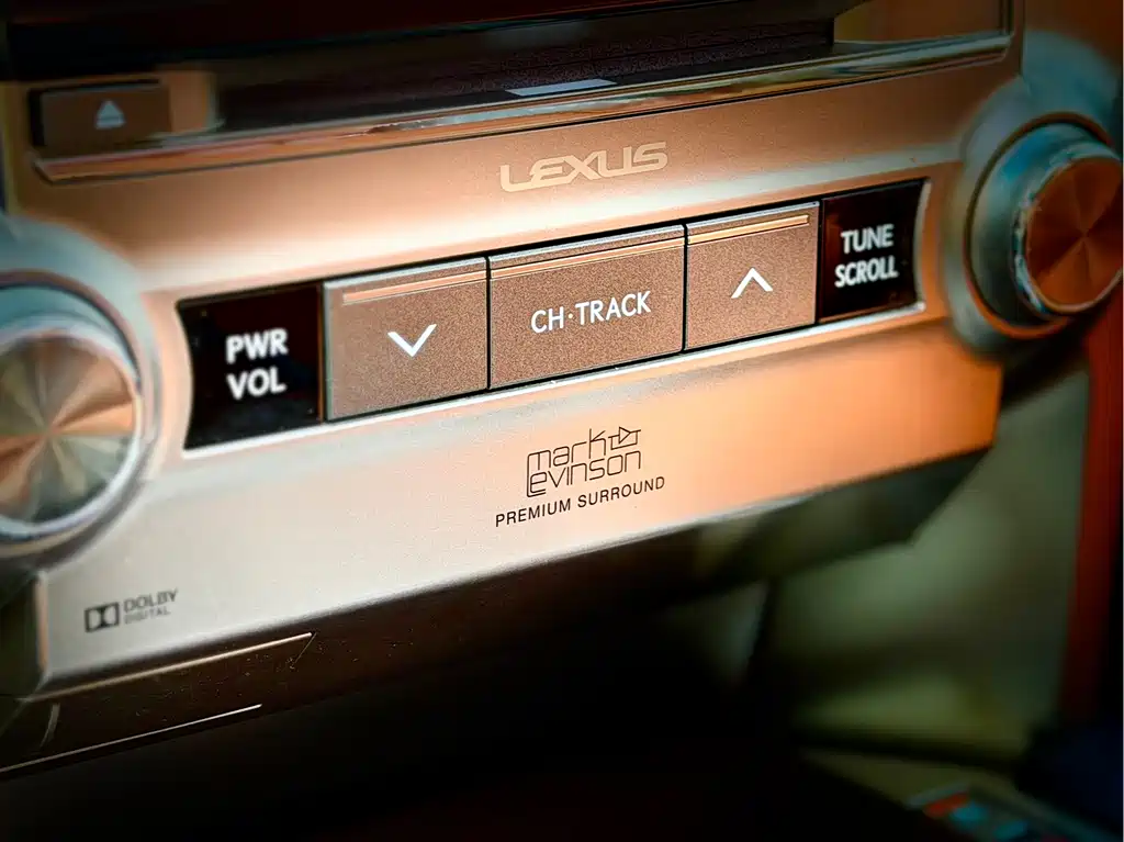 Lexus GX 2015 — фото 10