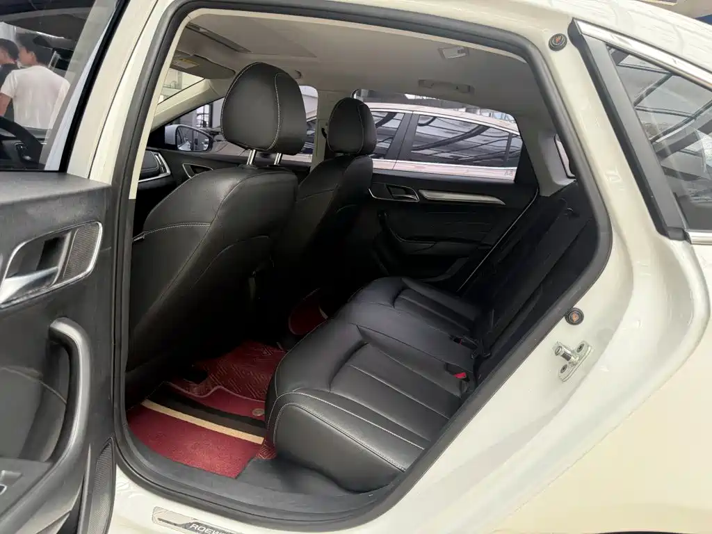 Roewe i6 Classic 2022 — фото 5