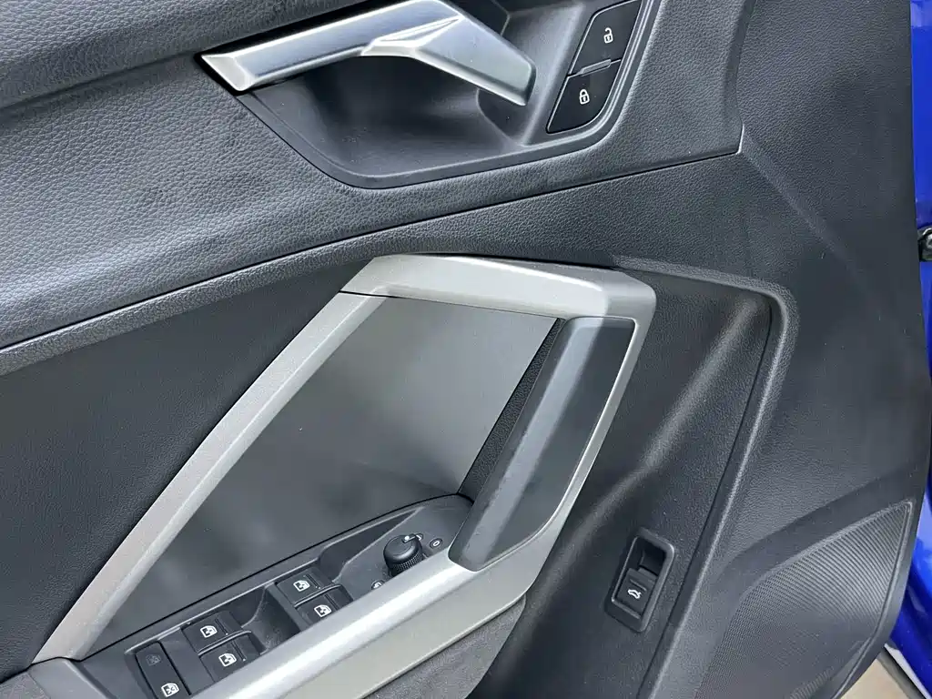 Audi Q3 2022 — фото 13