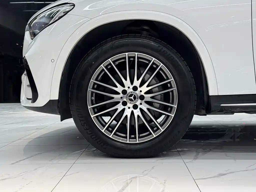 Mercedes-Benz GLC 2023 — фото 15