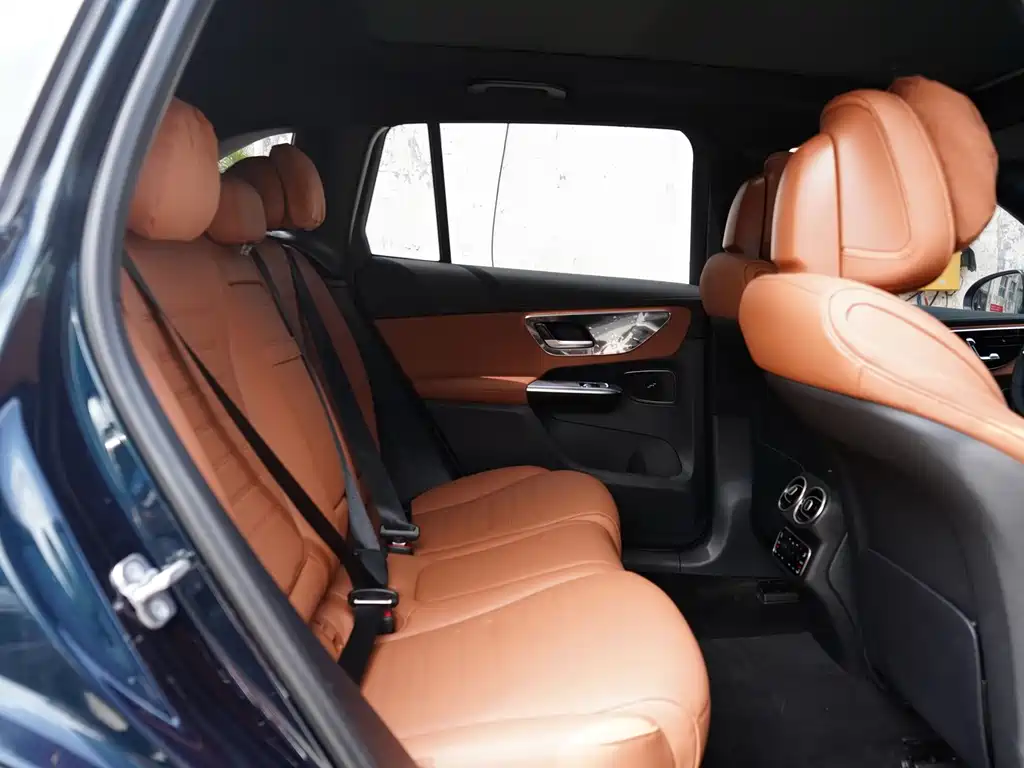 Mercedes-Benz GLC 2024