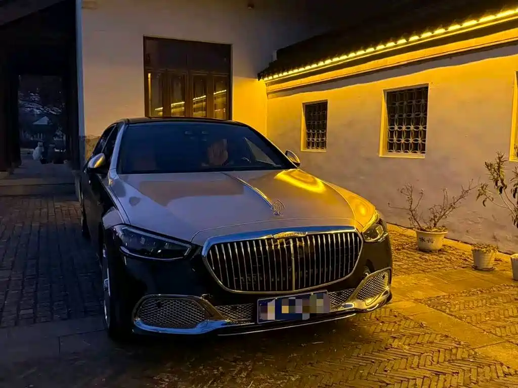 Mercedes-Benz S-Class 2023