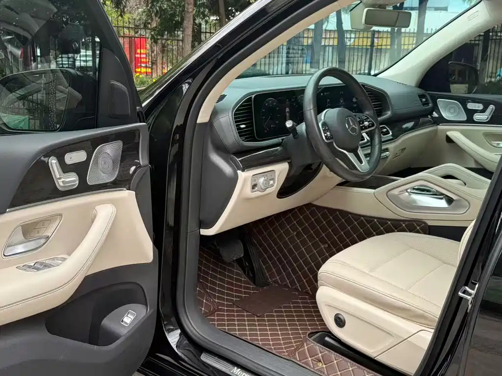 Mercedes-Benz GLE 2020 — фото 19
