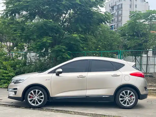 Geely Emgrand GS 2016
