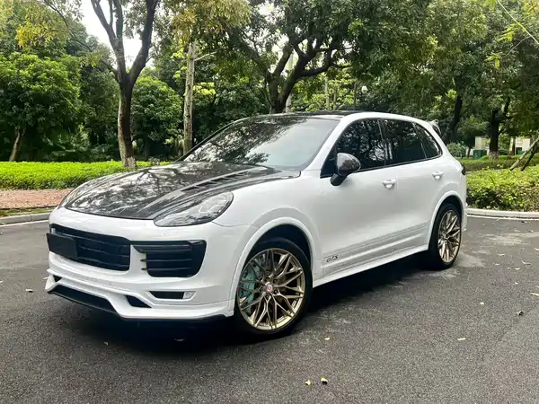 Porsche Cayenne 2015