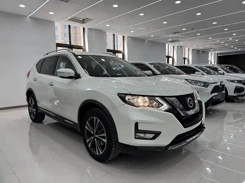 Nissan X-Trail 2022 — фото 3