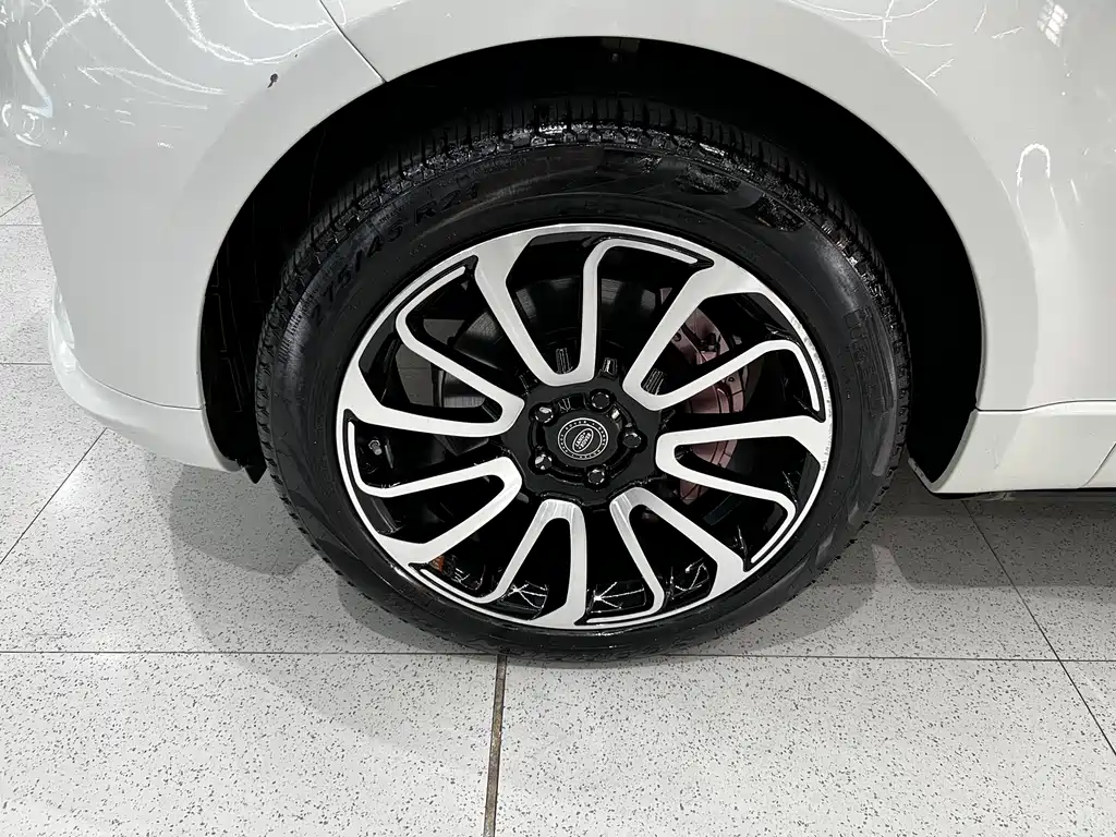 Land Rover Sport 2020 — фото 10