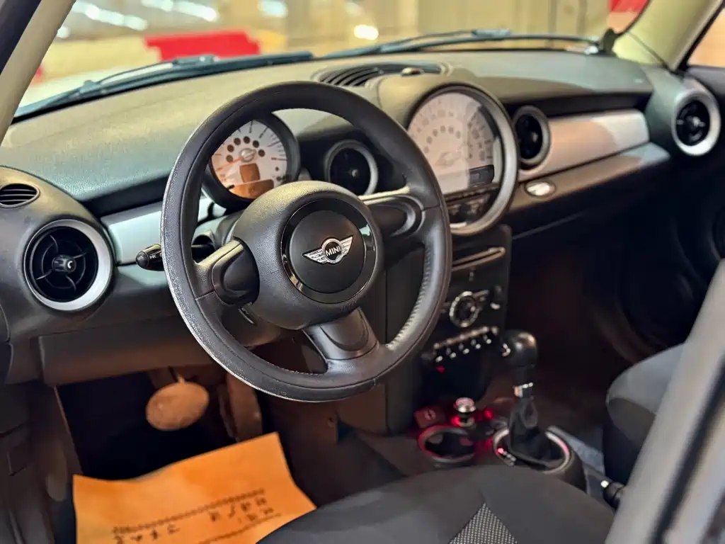 MINI Clubman 2013 — фото 10