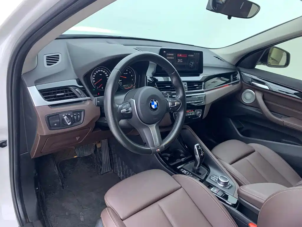 BMW X1 2022 — фото 15