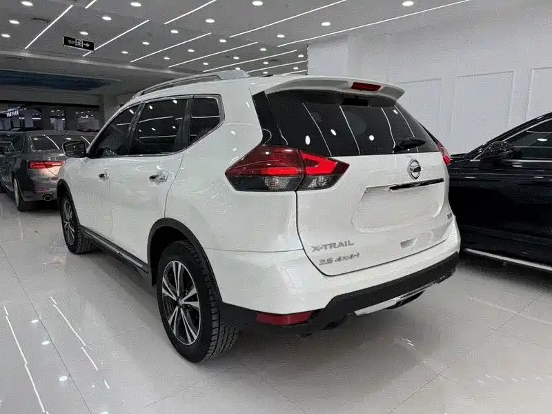 Nissan X-Trail 2022 — фото 4