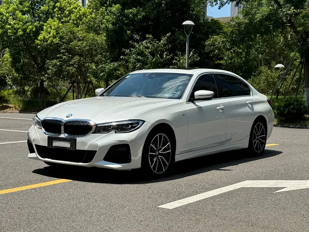 BMW 3 Series 2022