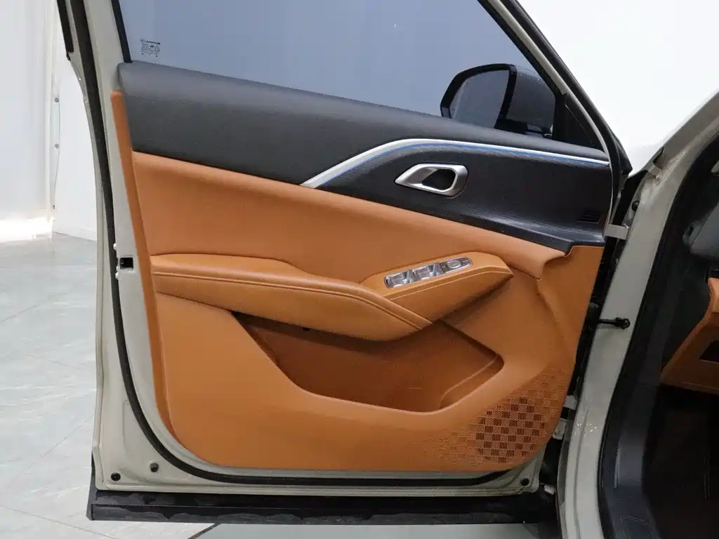 Haval Xiaolong MAX 2025 — фото 10