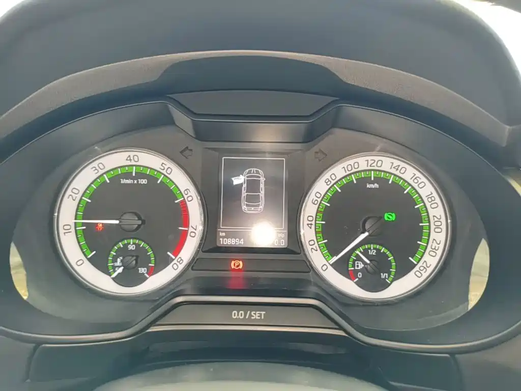 Skoda Octavia 2018 — фото 12