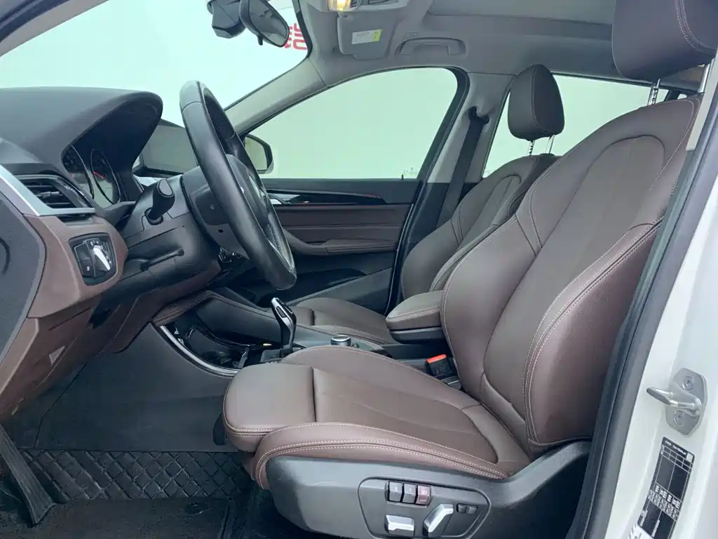 BMW X1 2022 — фото 11
