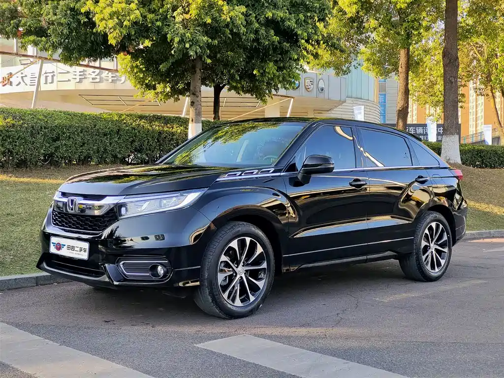 Honda Avancier 2017 — фото 1