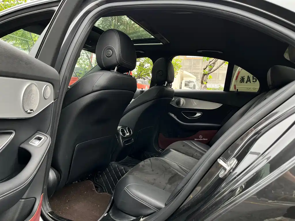 Mercedes-Benz C-Class 2021 — фото 15