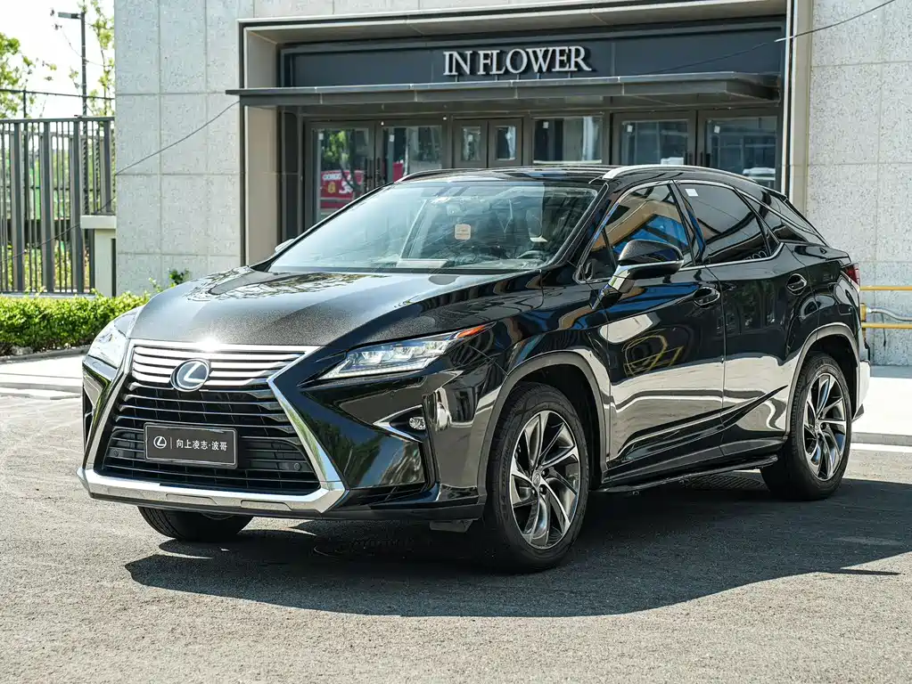 Lexus RX 2017 — фото 1