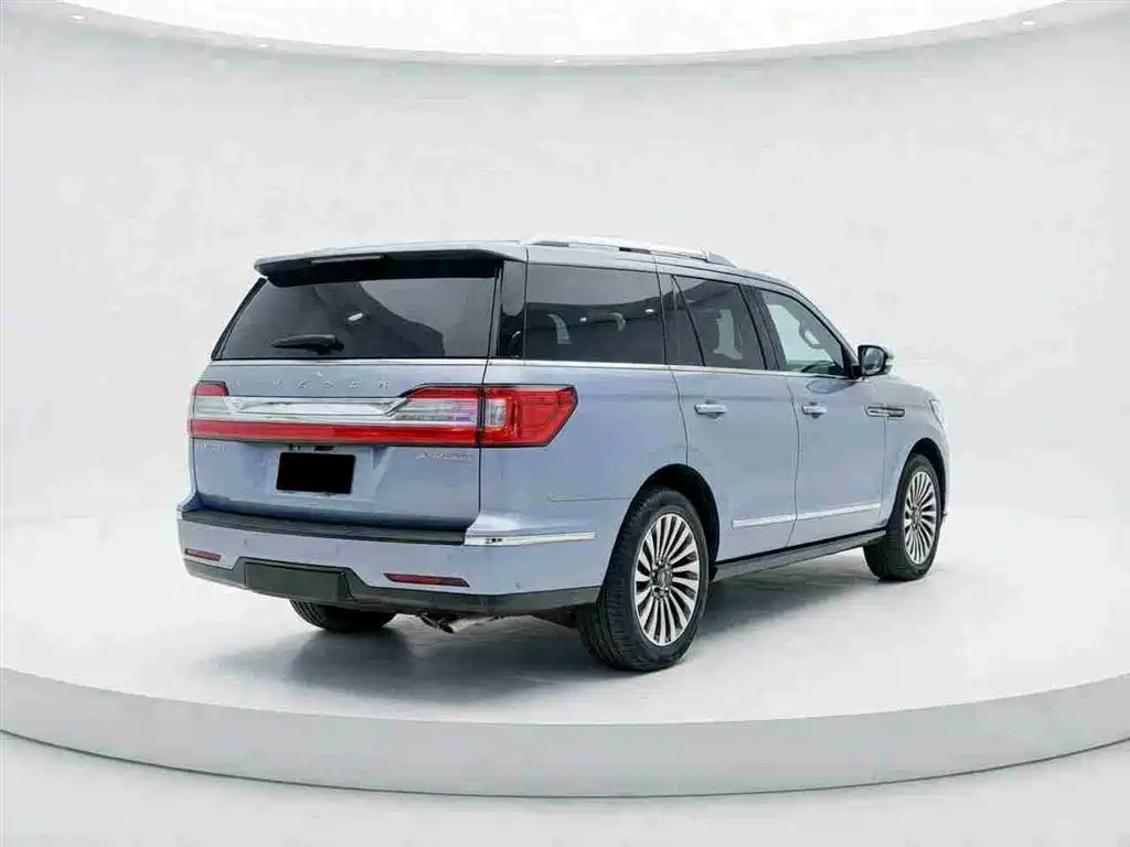 Lincoln Navigator 2019 — фото 5