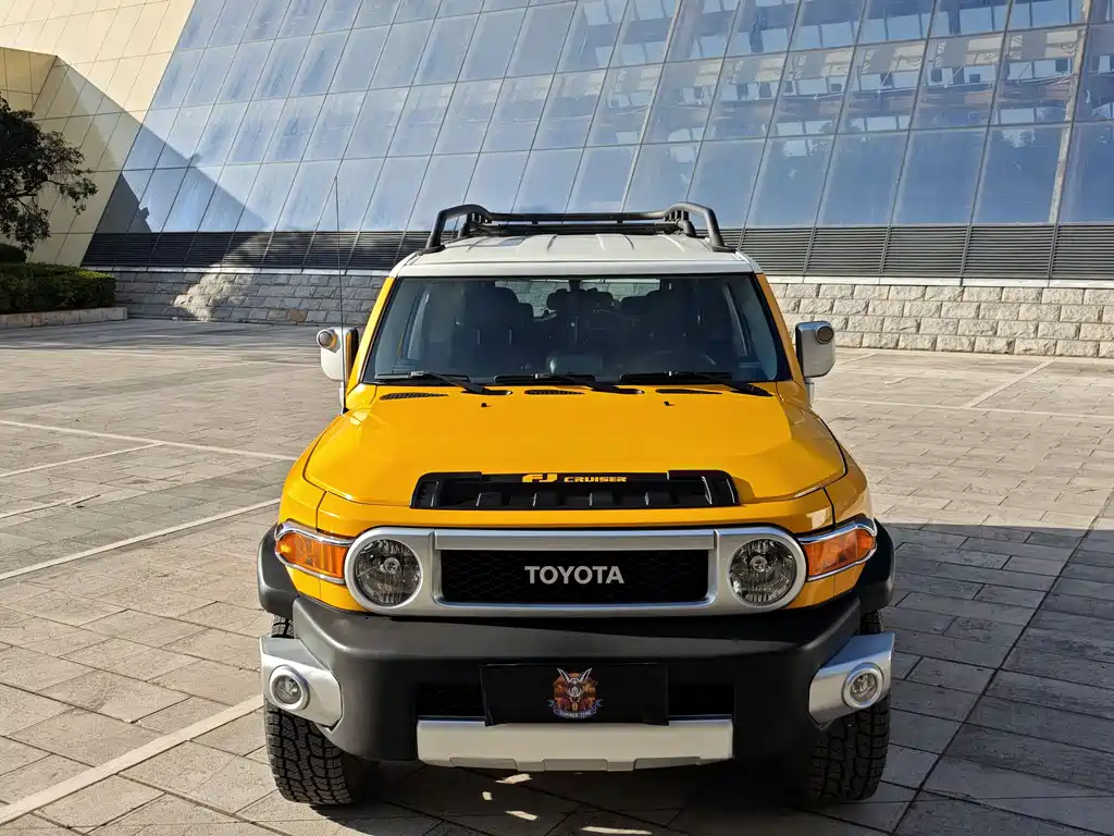 Toyota FJ Cruiser 2020 — фото 17
