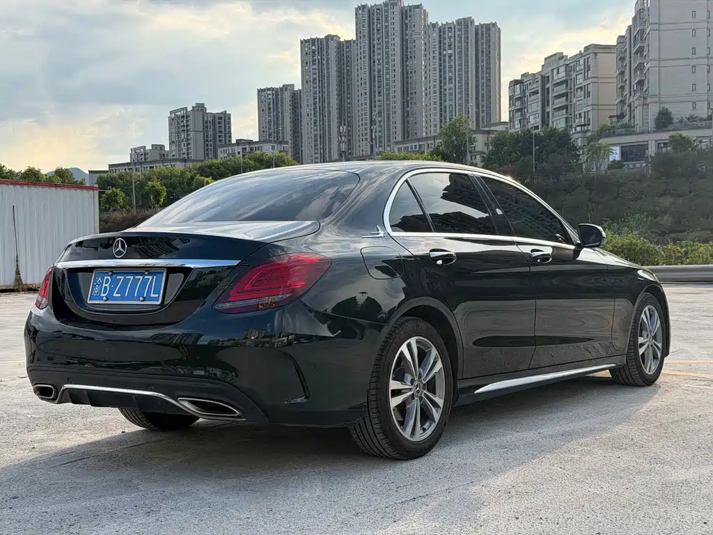 Mercedes-Benz C-Class 2019