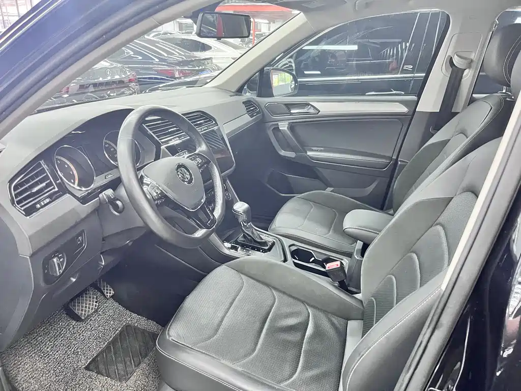 Volkswagen Tiguan L 2020