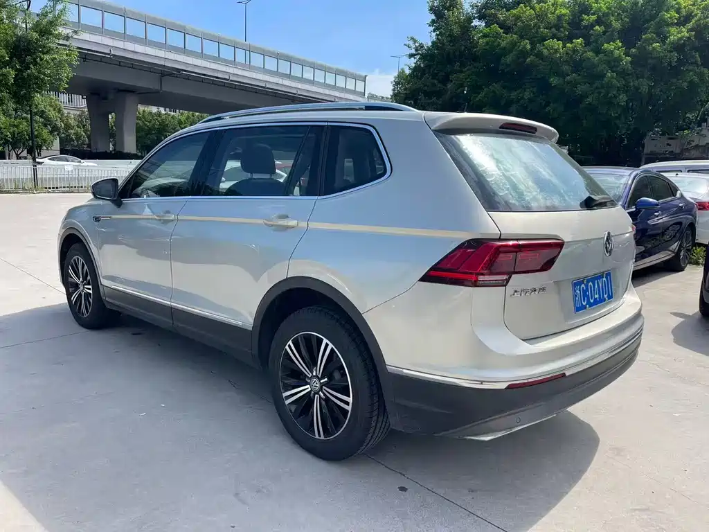 Volkswagen Tiguan L 2018