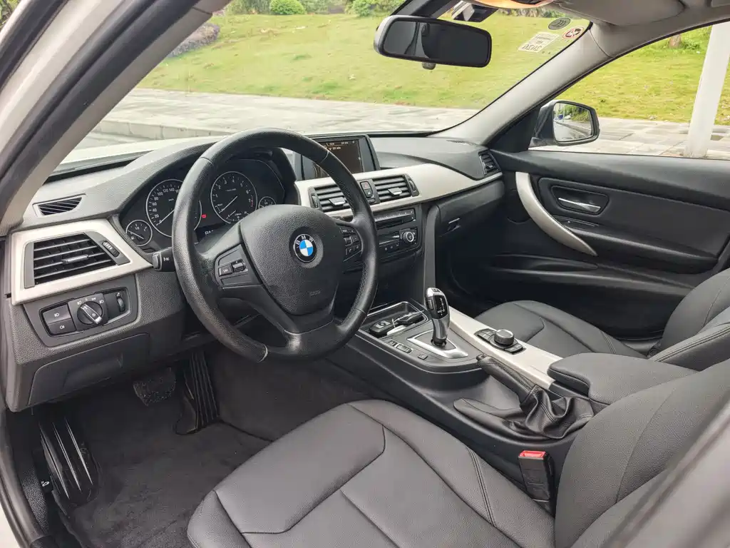 BMW 3 Series 2015 — фото 8