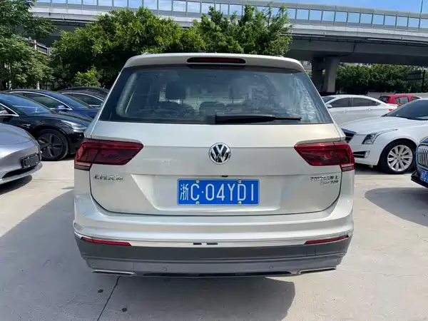 Volkswagen Tiguan L 2018