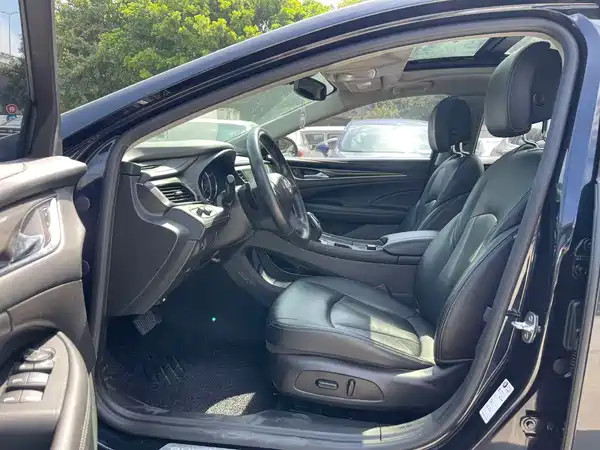Buick LaCrosse 2021