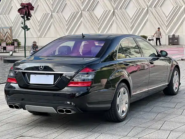 Mercedes-Benz S-Class 2008