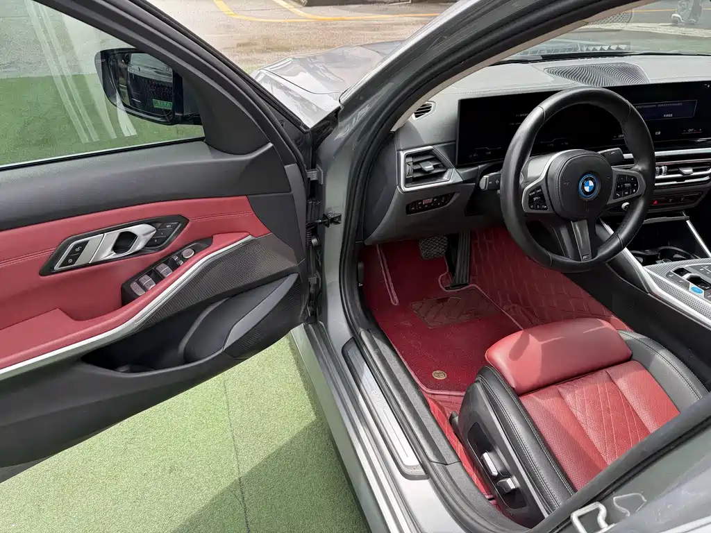 BMW i3 2022 — фото 4