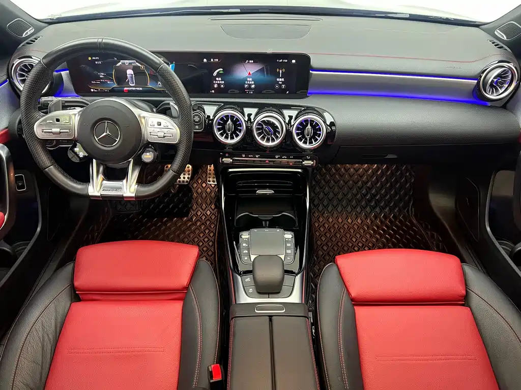 Mercedes-Benz A-Class AMG 2022 — фото 9