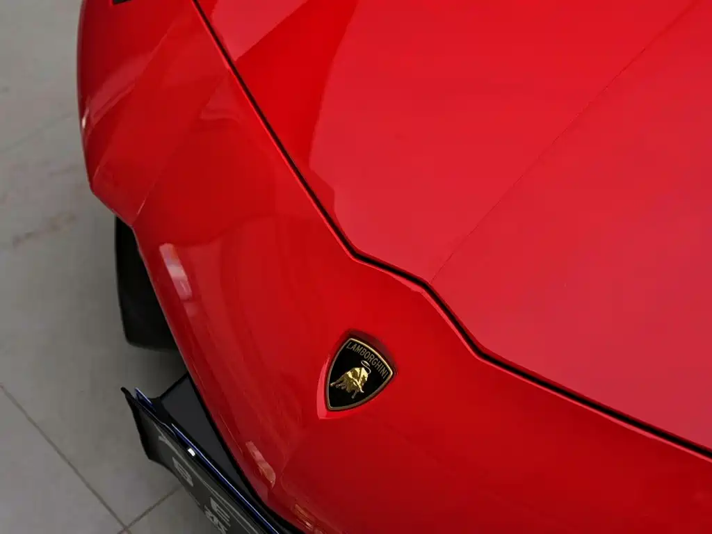 Lamborghini Aventador 2017 — фото 18