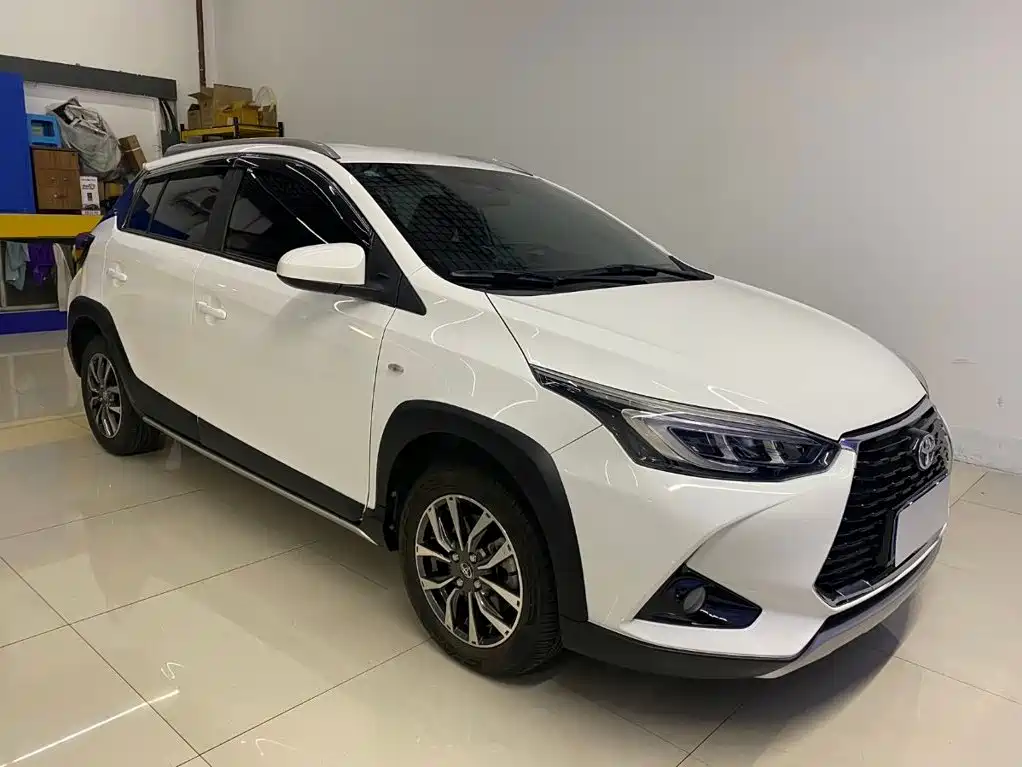 Toyota Yaris L 2022
