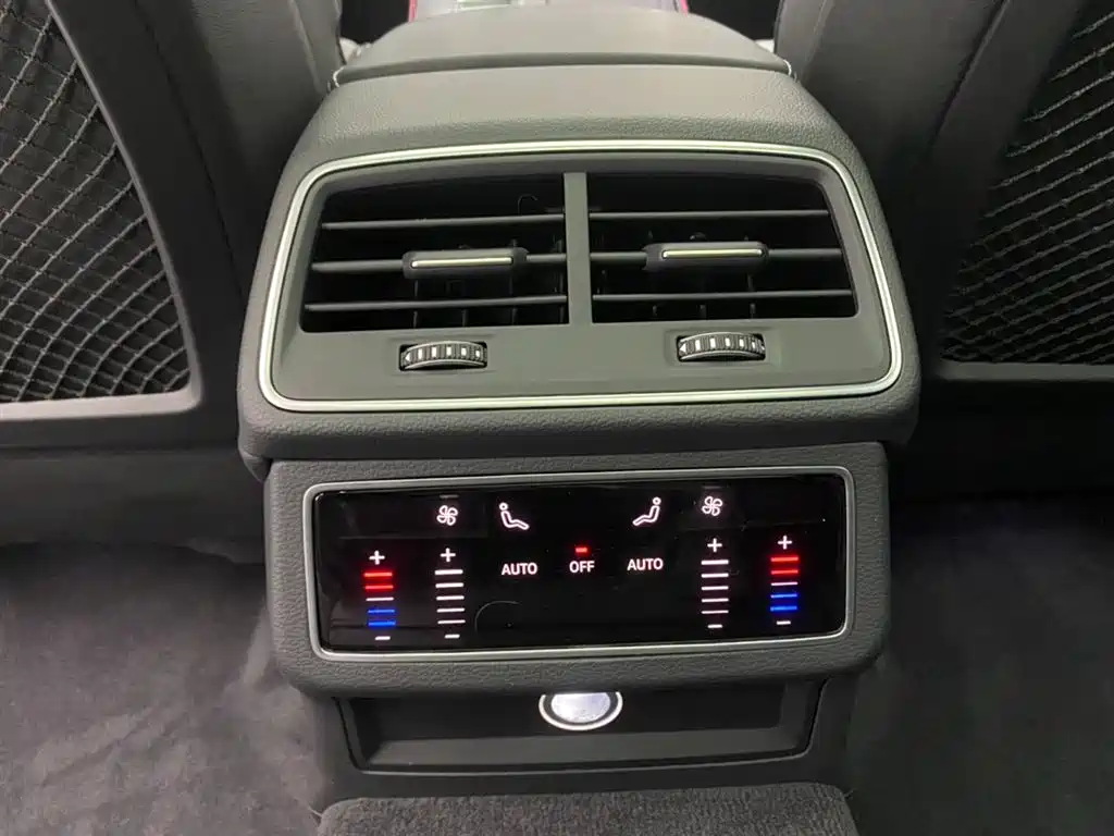 Audi A6L 2022 — фото 23