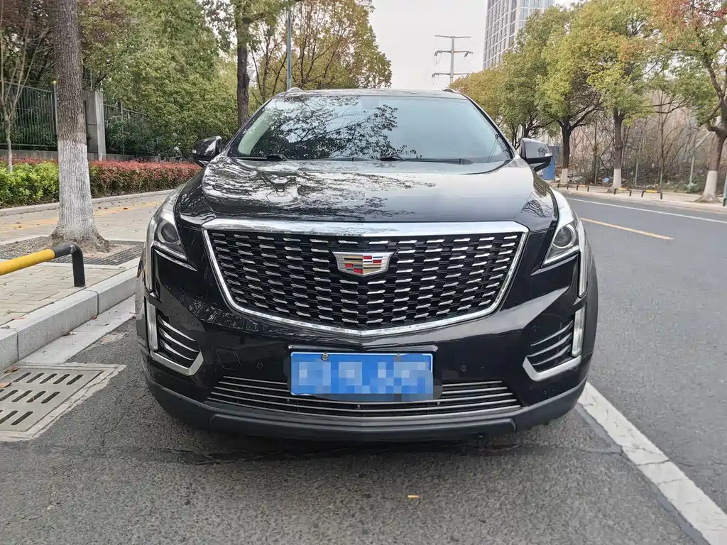 Cadillac XT5 2017 — фото 2