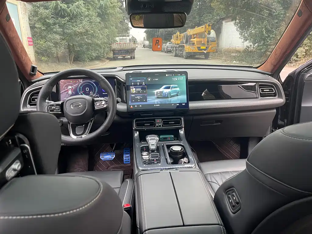 GAC Motor Trumpchi GS8 2023 — фото 8