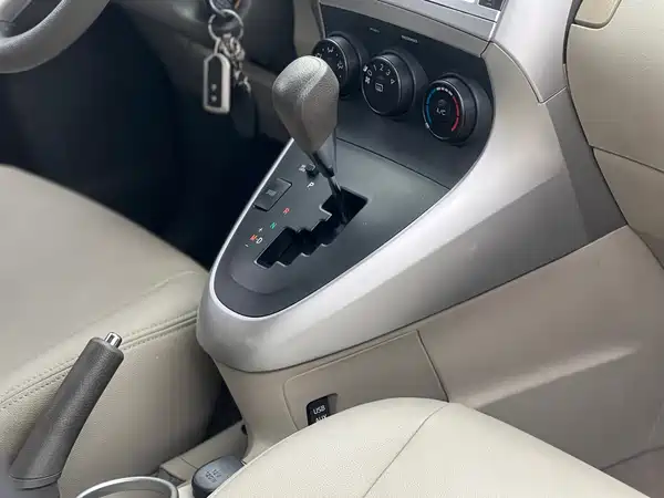 Toyota Yizhi 2016