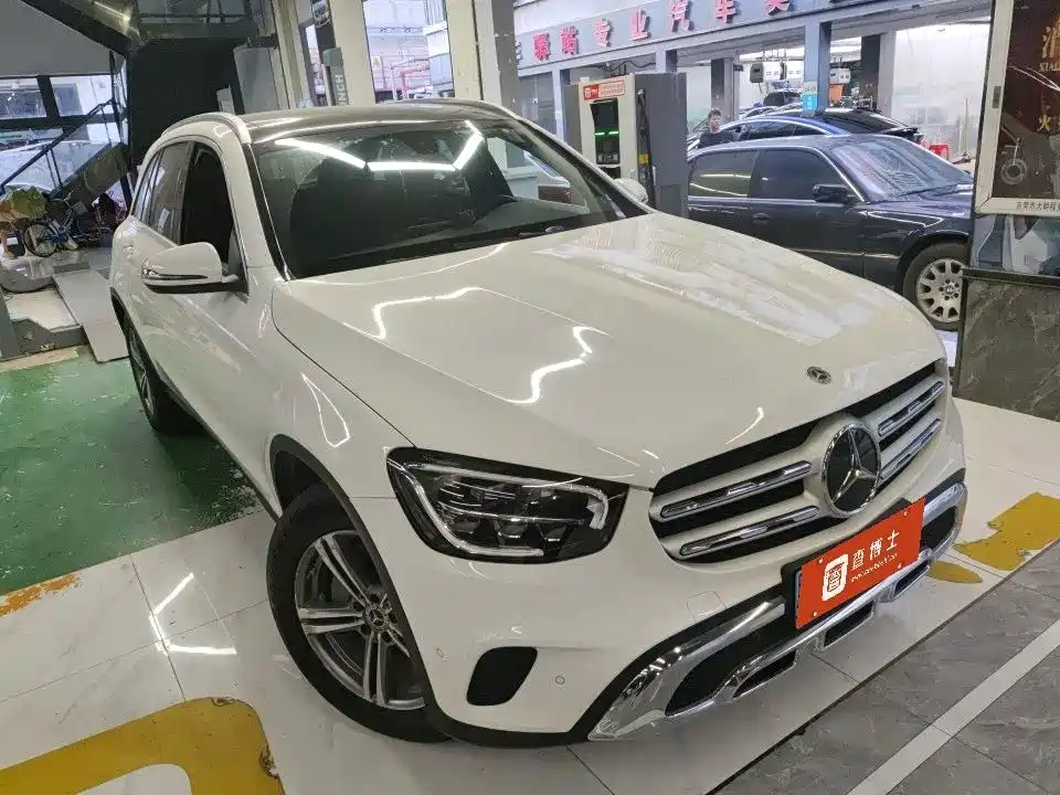 Mercedes-Benz GLC 2021