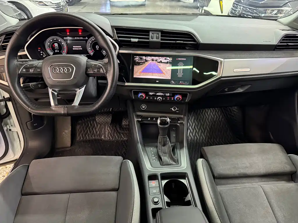 Audi Q3 2022