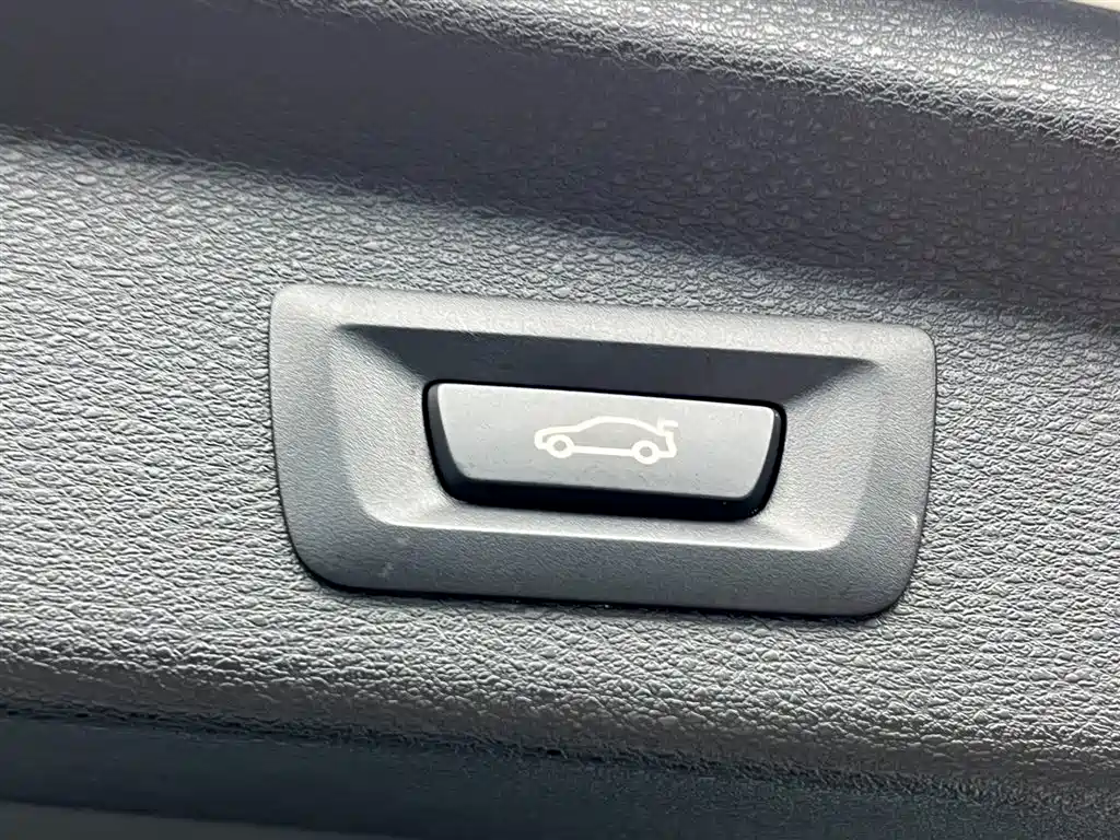 BMW X2 2023 — фото 14