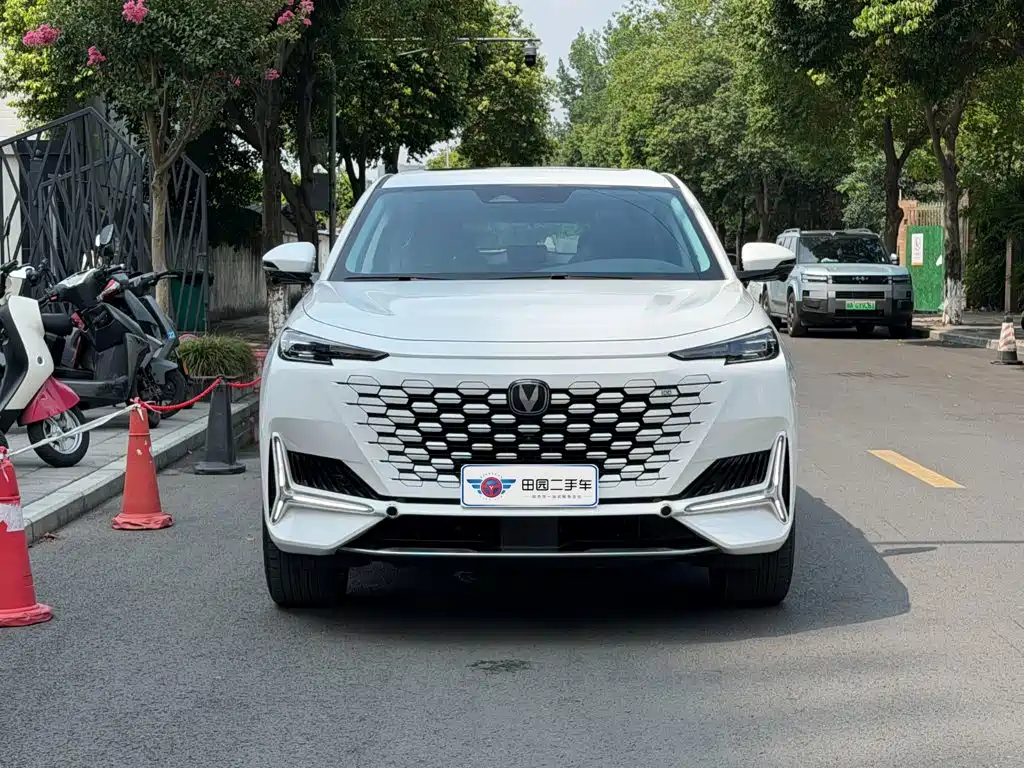 Changan UNI-K Smart Electronic Idd 2026 — фото 2