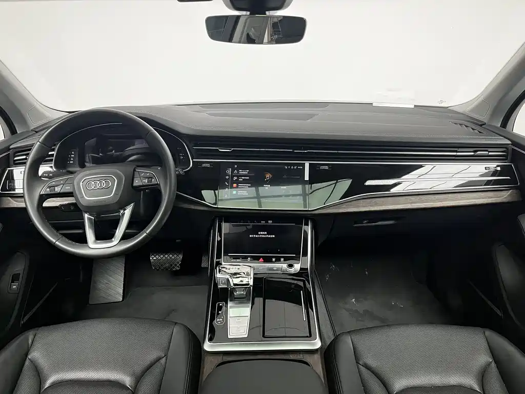 Audi Q7 2023 — фото 14