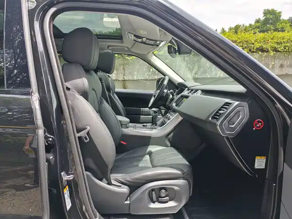 Land Rover Range Rover Sport 2016