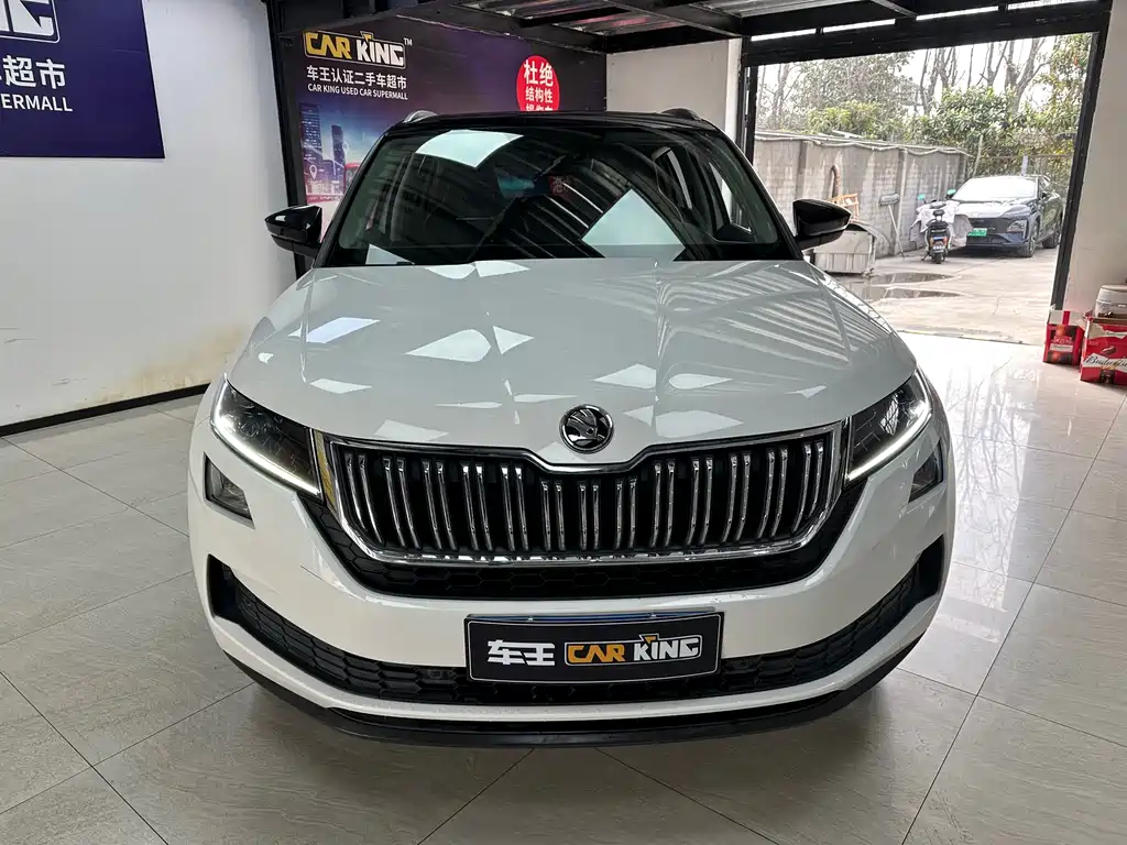 Skoda Kodiaq GT 2021 — фото 2