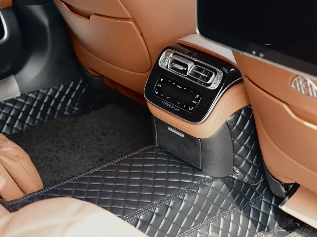 Mercedes-Benz S-Class 2023 — фото 16